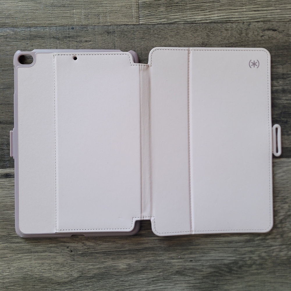 Speck Light Pink Tablet Case